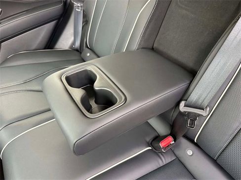 Certified 2024 Acura RDX SH-AWD w/ Advance Package image 21