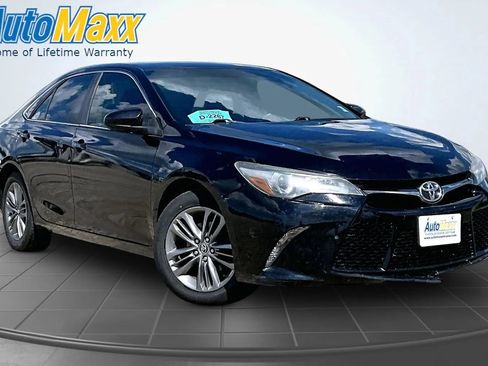 Used 2016 Toyota Camry SE FWD image 3