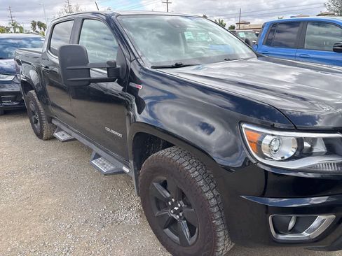 Used 2016 Chevrolet Colorado LT w/ Midnight Edition AWD/4WD image 9