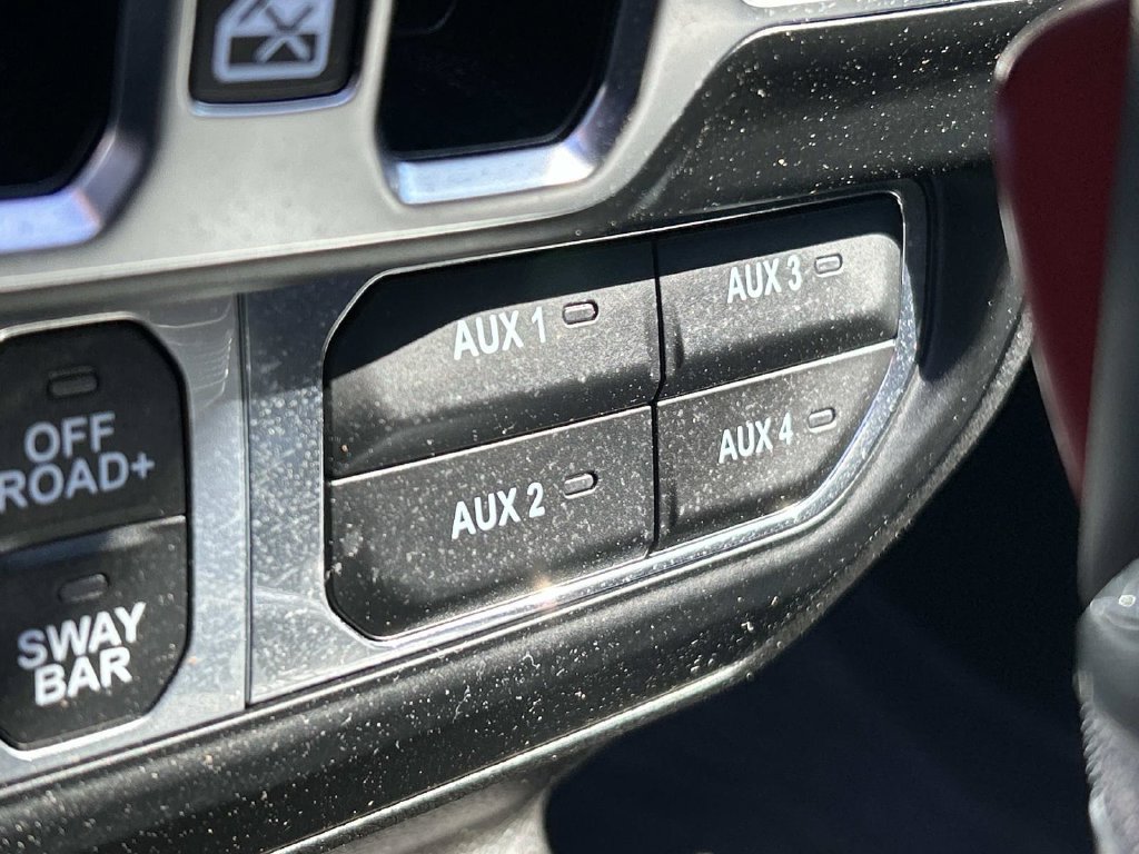 Certified 2024 Jeep Wrangler Unlimited Rubicon w/ Convenience Group AWD/4WD image 26