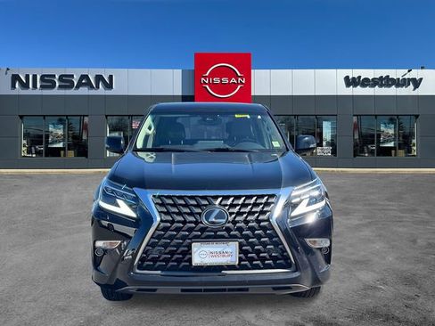 Used 2023 Lexus GX 460 Premium w/ Premium Package image 2