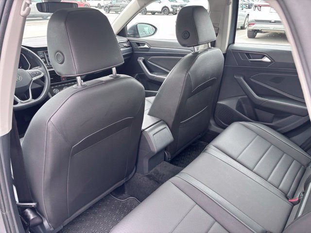 Used 2024 Volkswagen Jetta SE w/ Panoramic Sunroof Package FWD image 43