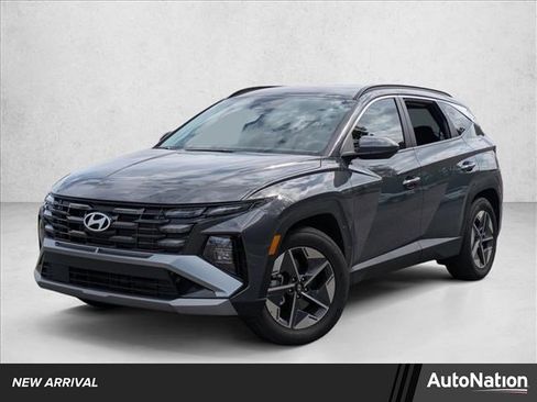 Certified 2025 Hyundai Tucson SEL image 1