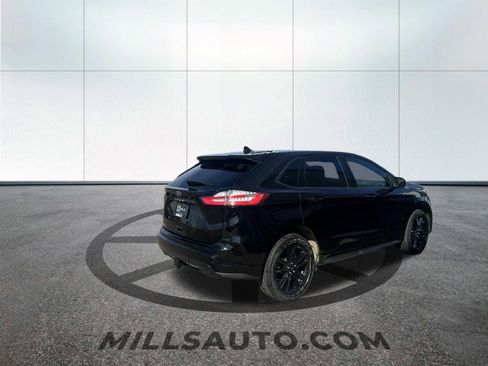 Certified 2024 Ford Edge ST-Line w/ Class II Trailer Tow Package image 4