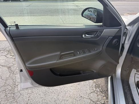 Used 2015 Chevrolet Impala Police FWD image 29