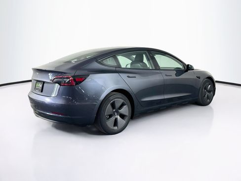 Used 2023 Tesla Model 3 Standard Range RWD image 9