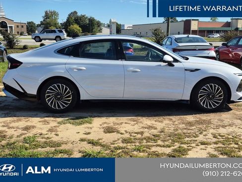 New 2026 Hyundai Sonata Limited FWD image 5