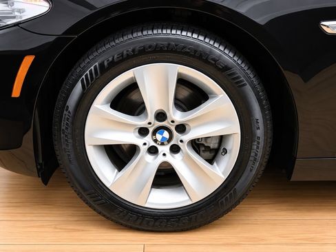 Used 2013 BMW 528i xDrive Sedan AWD/4WD image 6