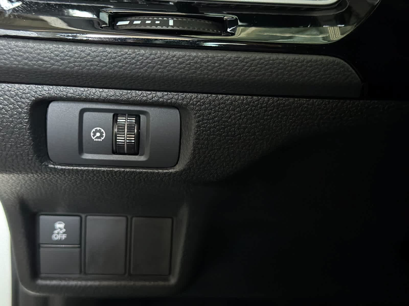 Used 2025 Honda Civic Sport image 28