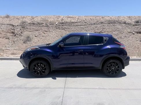 Used 2015 Nissan Juke S FWD image 5
