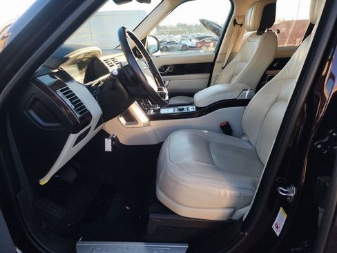 Used 2020 Land Rover Range Rover HSE image 5