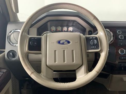 Used 2010 Ford F350 Lariat image 16
