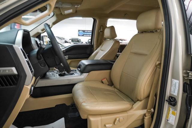 Used 2017 Ford F150 Lariat w/ Equipment Group 502A Luxury AWD/4WD image 30