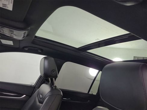 Used 2020 Cadillac XT6 Premium Luxury image 18