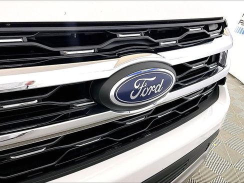Used 2024 Ford Expedition Max Limited image 24