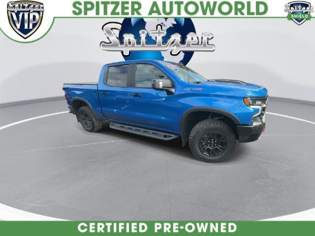 Used 2022 Chevrolet Silverado 1500 ZR2 w/ Technology Package AWD/4WD image 2