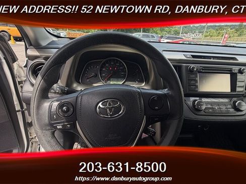 Used 2013 Toyota RAV4 XLE AWD/4WD image 14
