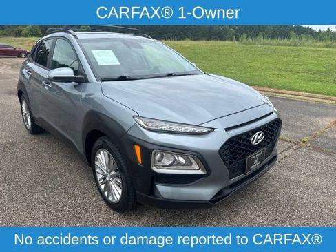 Used 2021 Hyundai Kona SEL FWD image 2