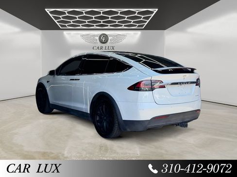 Used 2020 Tesla Model X Long Range AWD/4WD image 3