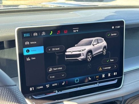 New 2026 Volkswagen Tiguan SE R-Line FWD image 16