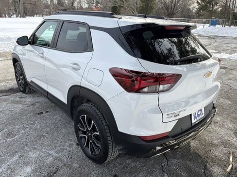 Certified 2023 Chevrolet TrailBlazer ACTIV w/ Sun and Liftgate Package image 3