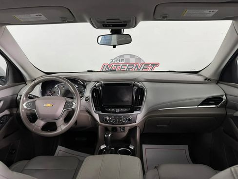Used 2019 Chevrolet Traverse LT AWD/4WD image 11