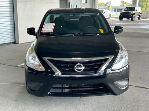Used 2016 Nissan Versa SV image 8