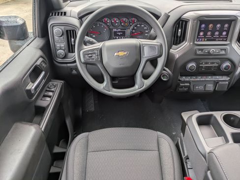 New 2026 Chevrolet Silverado 2500 Custom w/ Custom Value Package AWD/4WD image 4
