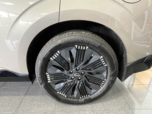 Used 2025 Nissan Murano Platinum w/ Cargo Package image 18