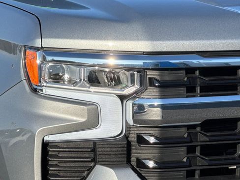 Used 2026 Chevrolet Silverado 1500 LT image 41