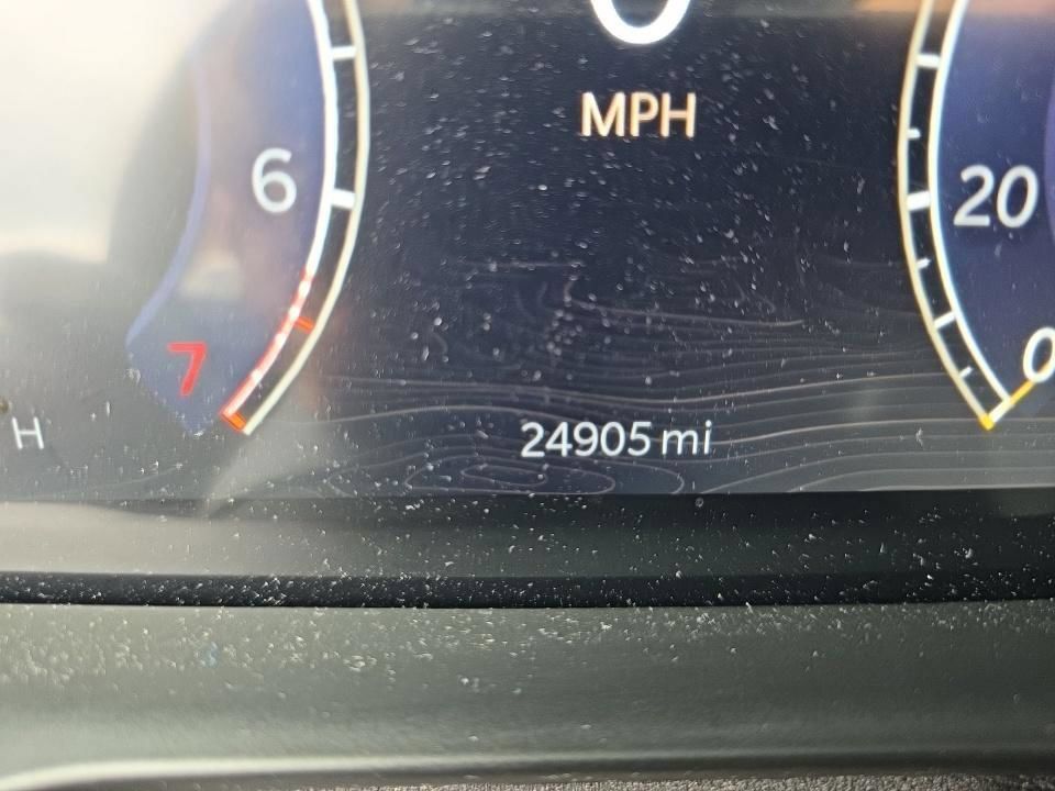 Used 2023 Jeep Grand Cherokee L Limited w/ Luxury Tech Group II AWD/4WD image 7