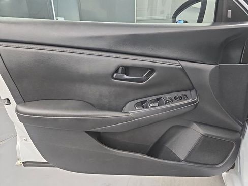 Used 2024 Nissan Sentra S FWD image 23