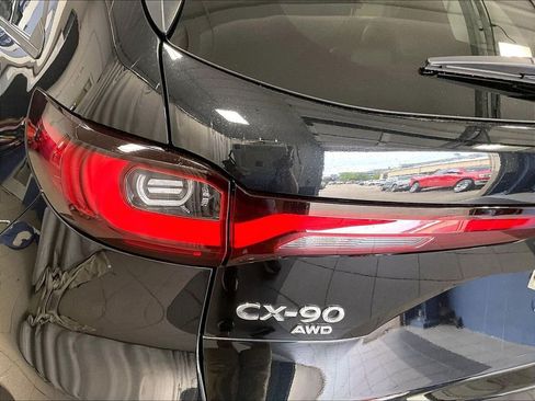 Used 2024 MAZDA CX-90 Plug-In Hybrid w/ Preferred AWD/4WD image 35