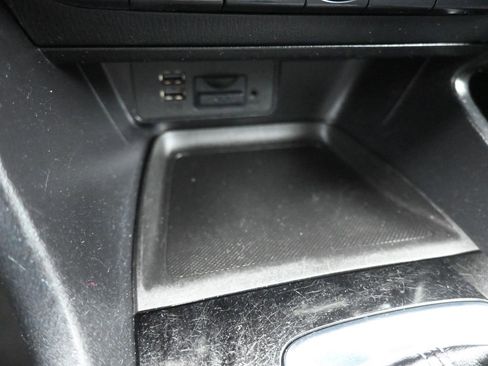 Used 2017 MAZDA MAZDA3 Touring image 20