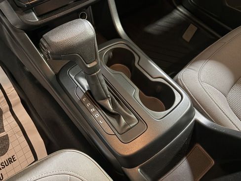 Used 2021 Chevrolet Colorado W/T w/ Custom Special Edition image 14