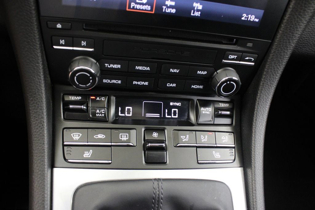 Certified 2022 Porsche 718 Boxster S RWD image 29