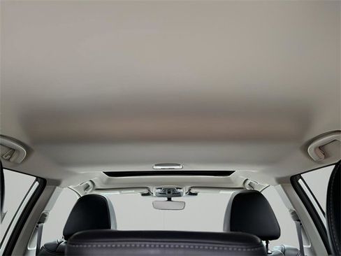 Used 2024 Subaru Outback Limited image 12