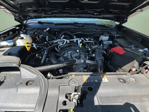 Used 2025 Ford Ranger XL RWD image 10