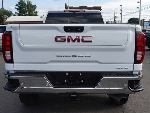 Used 2024 GMC Sierra 3500 SLE AWD/4WD image 12