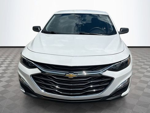Used 2023 Chevrolet Malibu LS FWD image 2