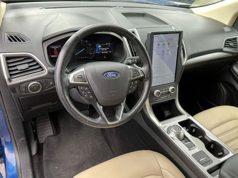 Used 2023 Ford Edge SEL AWD/4WD image 16