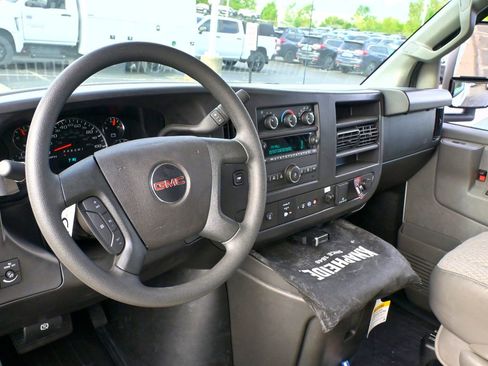 New 2025 GMC Savana 3500 w/ Power Convenience Package image 28