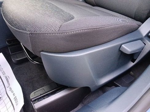 New 2025 Ford Maverick XL image 16