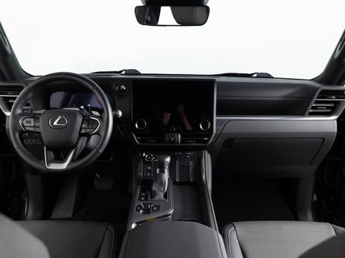 Used 2025 Lexus GX 550 w/ Cold Area Package AWD/4WD image 43