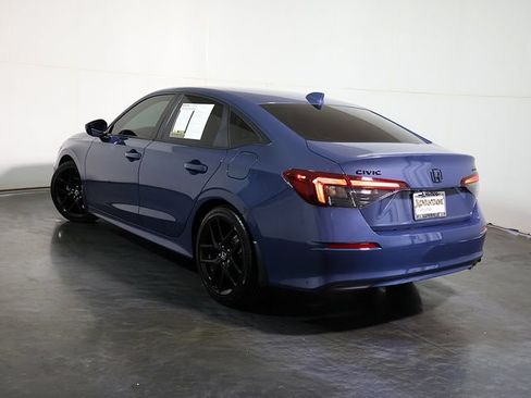 Used 2026 Honda Civic Sport image 2