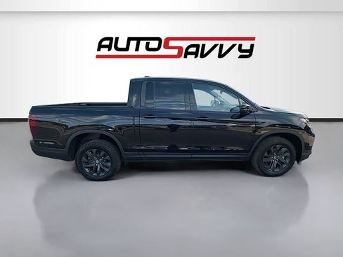 Used 2025 Honda Ridgeline Sport image 8