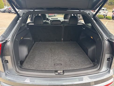 Used 2022 Volkswagen Atlas Cross Sport SE w/ Panoramic Sunroof Package image 23