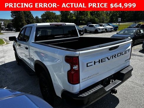 Used 2025 Chevrolet Silverado 1500 ZR2 w/ Technology Package image 7
