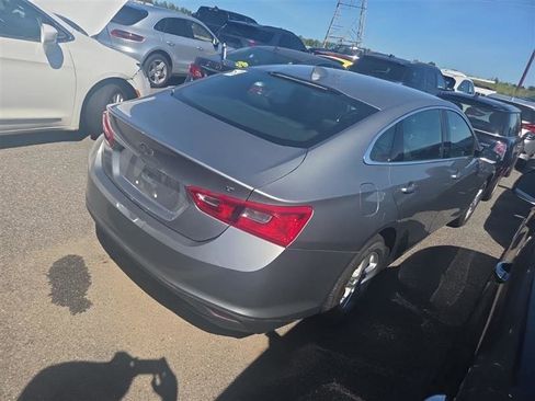 Used 2023 Chevrolet Malibu LT FWD image 9
