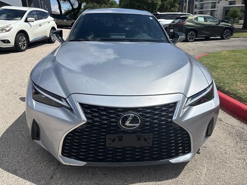 Used 2021 Lexus IS 300 RWD image 7